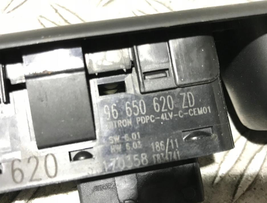 Panel okien I spätných zrkadiel PEUGEOT 5008