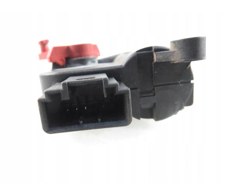 Motorček dvierok kúrenia AUDI A4 B7 0132801301