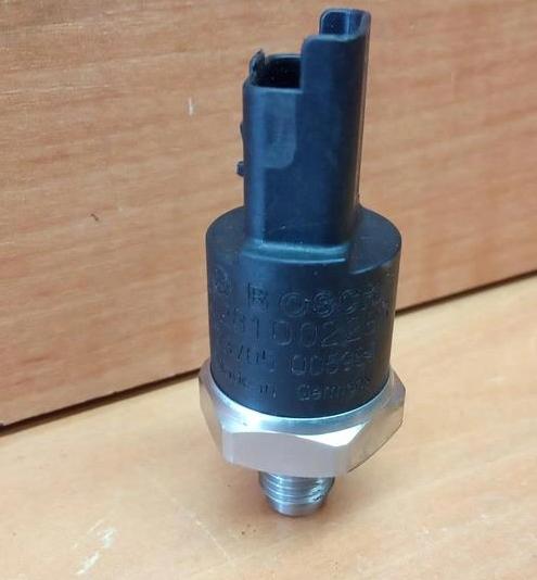 Snímač tlaku paliva PEUGEOT 607 2.2 HDI   0281002283