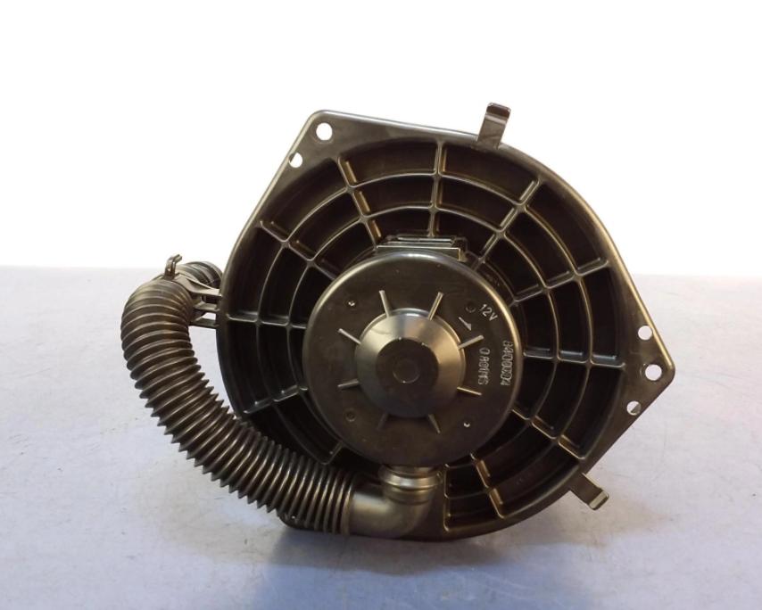 RENAULT LAGUNA III ventilátor vzduchu 8400004