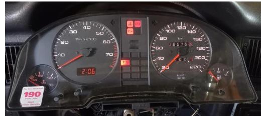 AUDI 80 B4 1.6 2.0 benzín Prístrojovka VDO Otáčkomer   8A0919033H: