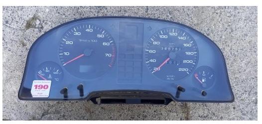 AUDI 80 B4 1.6 2.0 benzín Prístrojovka VDO Otáčkomer   8A0919033H:
