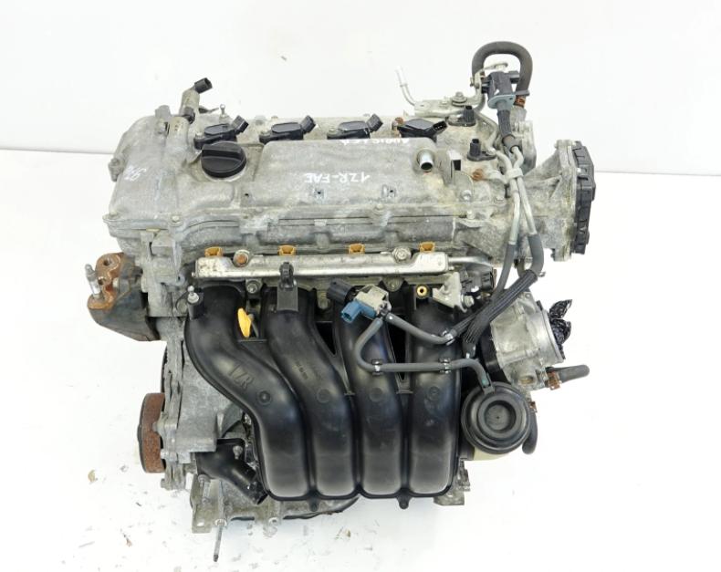 Motor TOYOTA AURIS AVENSIS VERSO 1.6 1ZR-FAE