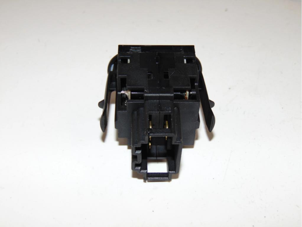 přepínač: nařízení: VW POLO III LIFT 99- 6X0941333A