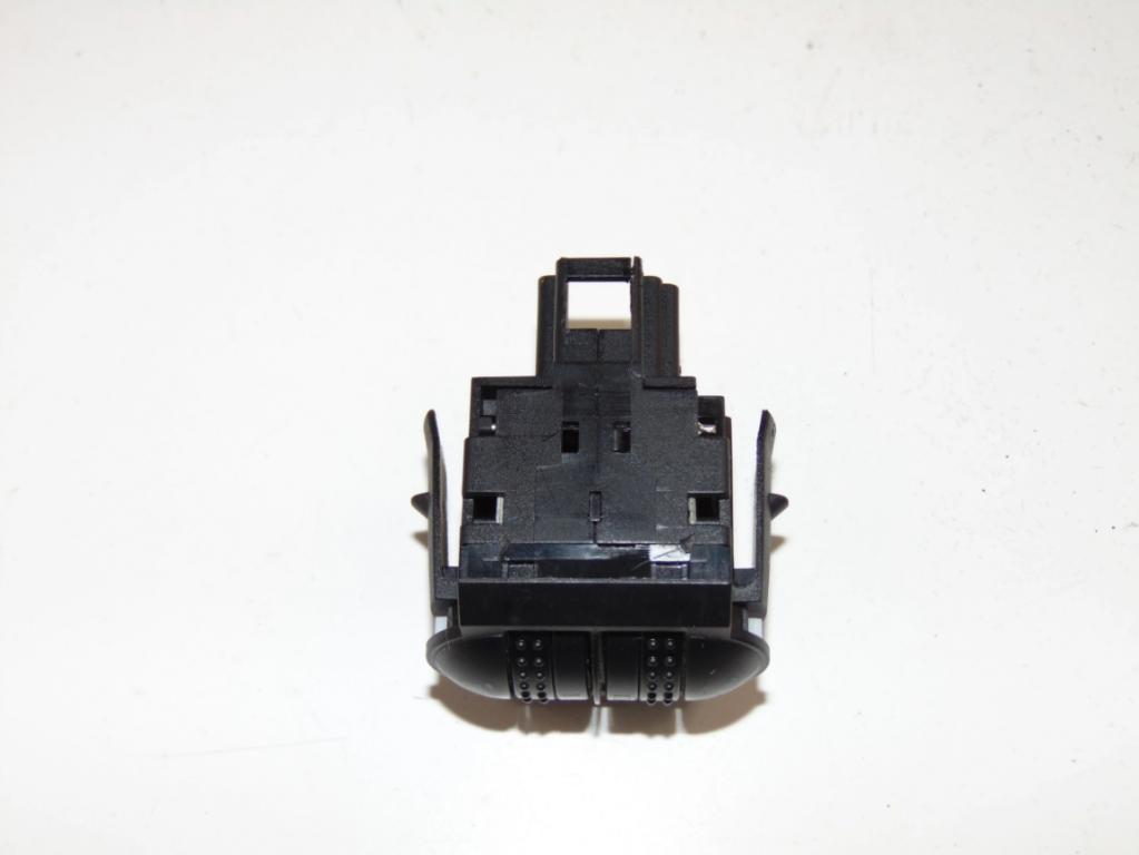 přepínač: nařízení: VW POLO III LIFT 99- 6X0941333A