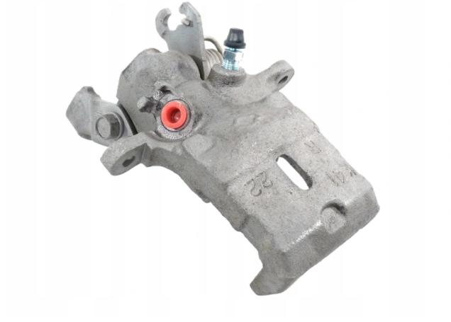brzdič brzdových zadné pravý Nissan Almera N15 95-98
