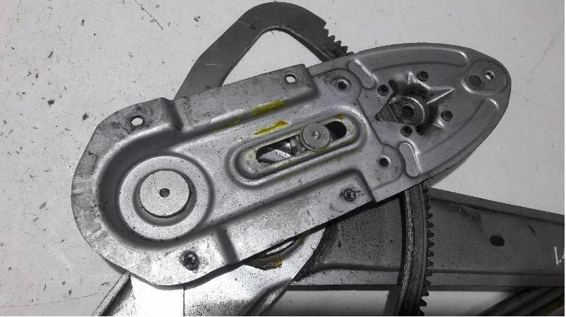 Mechanizmus okna ľavy predný FOCUS MK2 3M51R23201BC