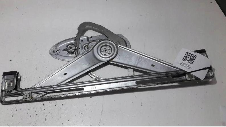 Mechanizmus okna ľavy predný FOCUS MK2 3M51R23201BC
