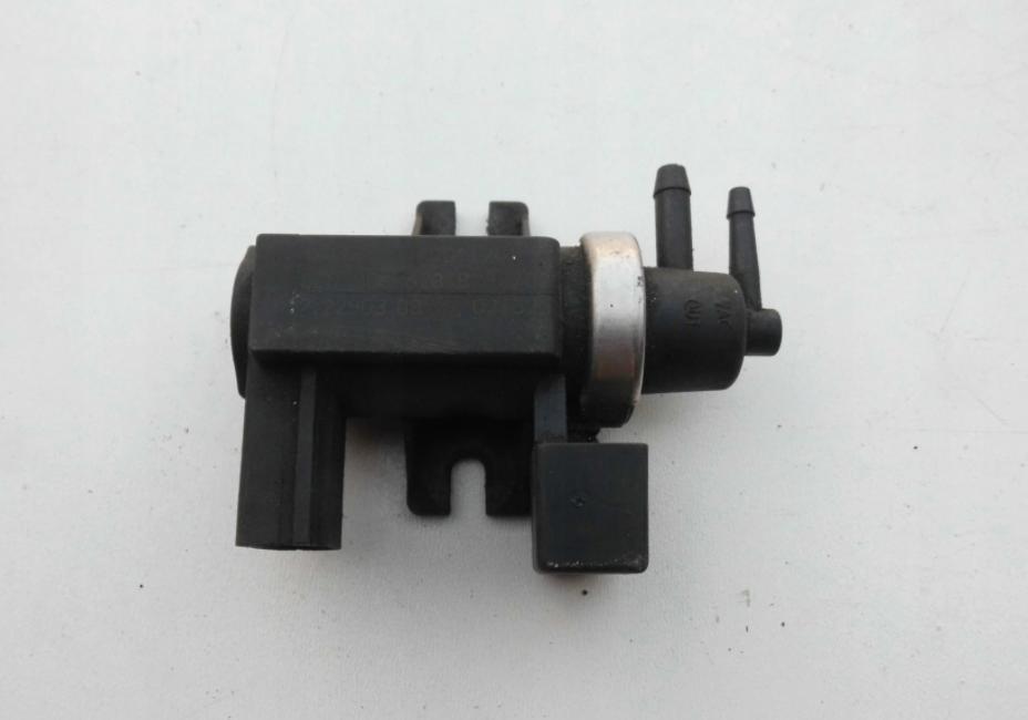 Ventil tlaku  AUDI A4 B6 B7 1.9TDI 8E0906628B