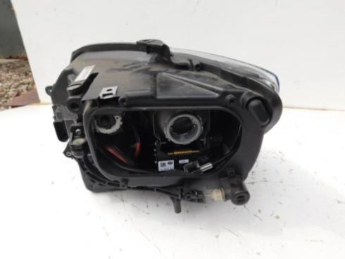 predné pravý VW Golf 5 V Plus: otočny