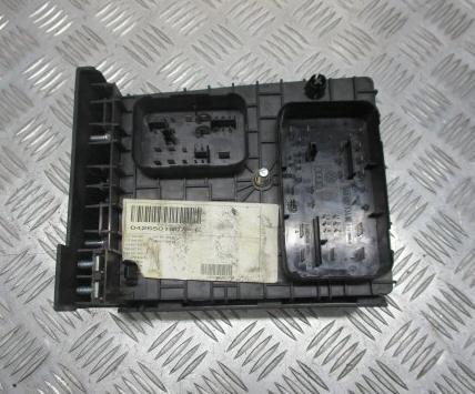 skříňka poistková VOLKSWAGEN TOURAN 1.9 TDI 1K0937804B