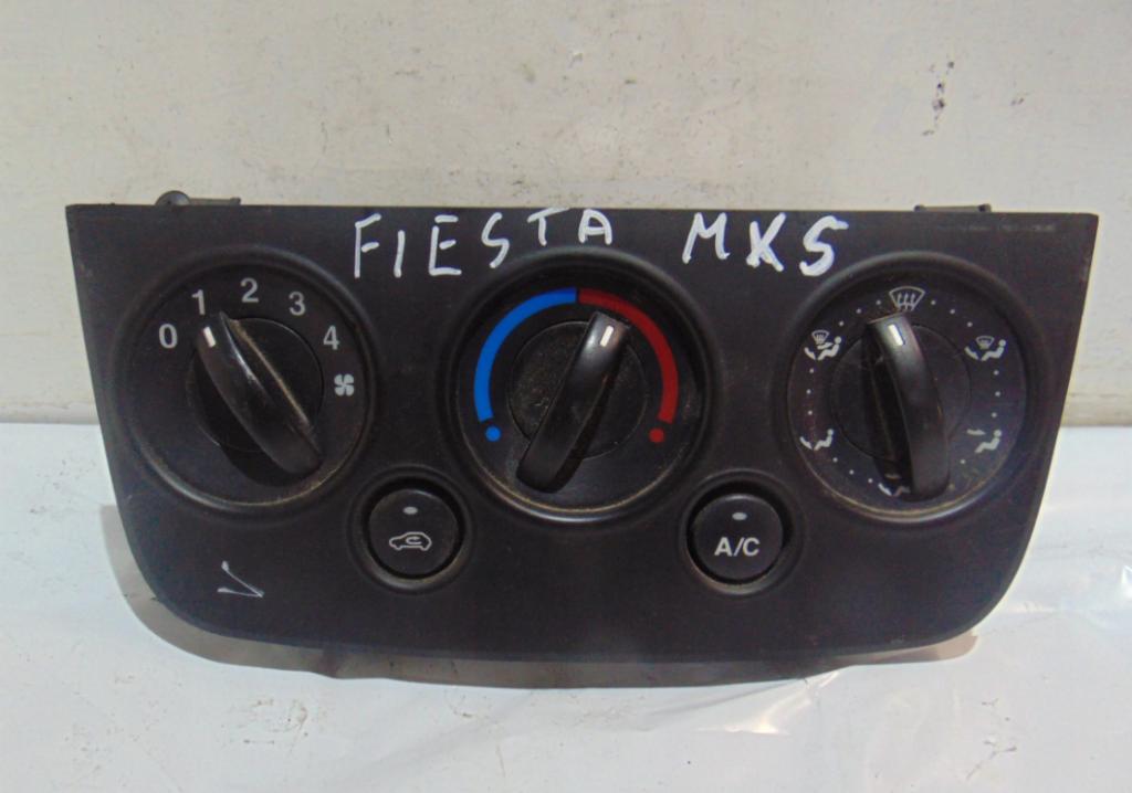 Panel kúrenia FORD FIESTA MK5 2S6H19980BF