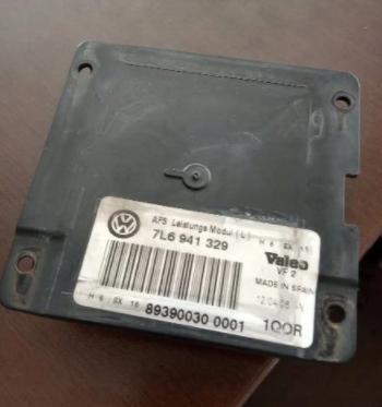 Vw modul: krútenie:  xenon 