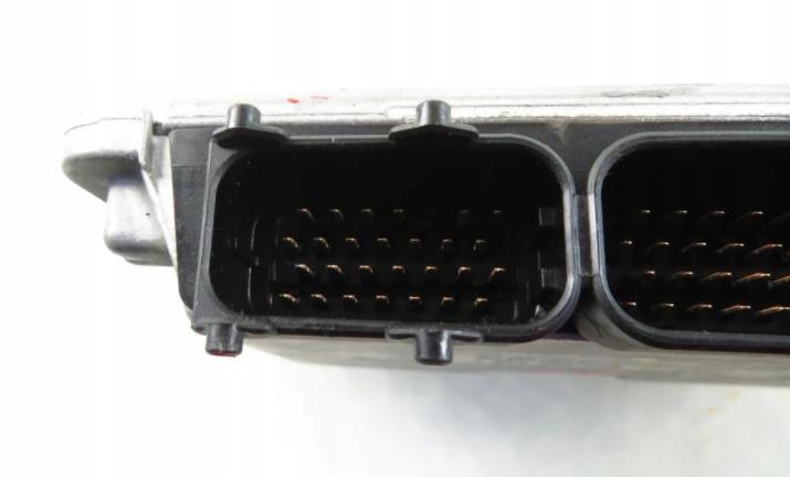 Riadiaca jednotka PASSAT B5 1.9 TDI 038906018P 0281001720