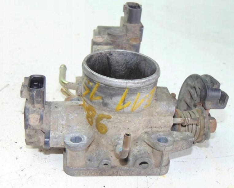 TOYOTA COROLLA E11 1.3B 98r Škrtiaca klapka 116108006