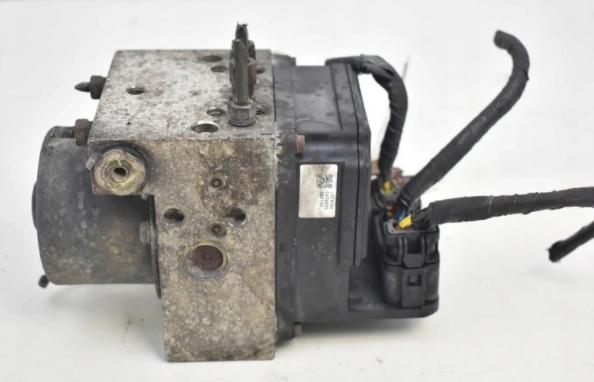 Pumpa ABS 47600AR005 NISSAN X-TRAIL I T30 2.0 DCI