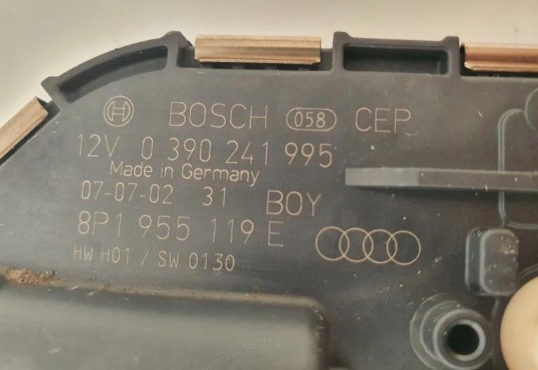 AUDI A3 8P Motorček stieračov predný 8P1955119E: