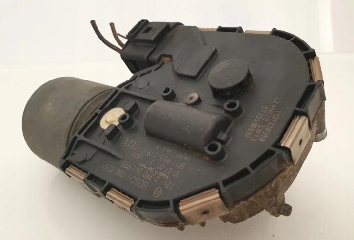 AUDI A3 8P Motorček stieračov predný 8P1955119E: