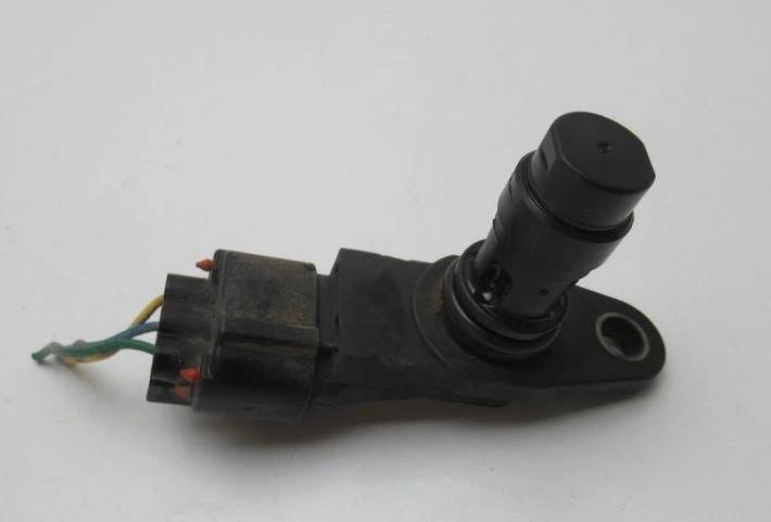 snímač pozice hřídele klikového Isuzu D-MAX I 2010 2.5TD 100kW   8973121081