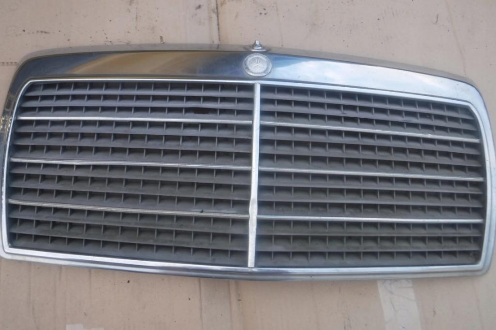 maska MERCEDES W124 maska kapaty