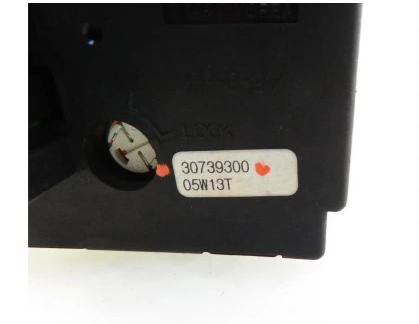 Spínač svetiel VOLVO V50 30739300