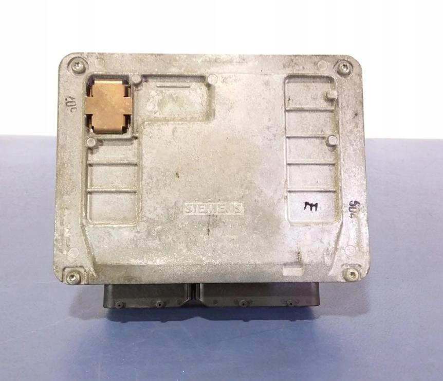 SKODA FABIA I 6Y 1.4 Riadiaca jednotka Motor 047906033G