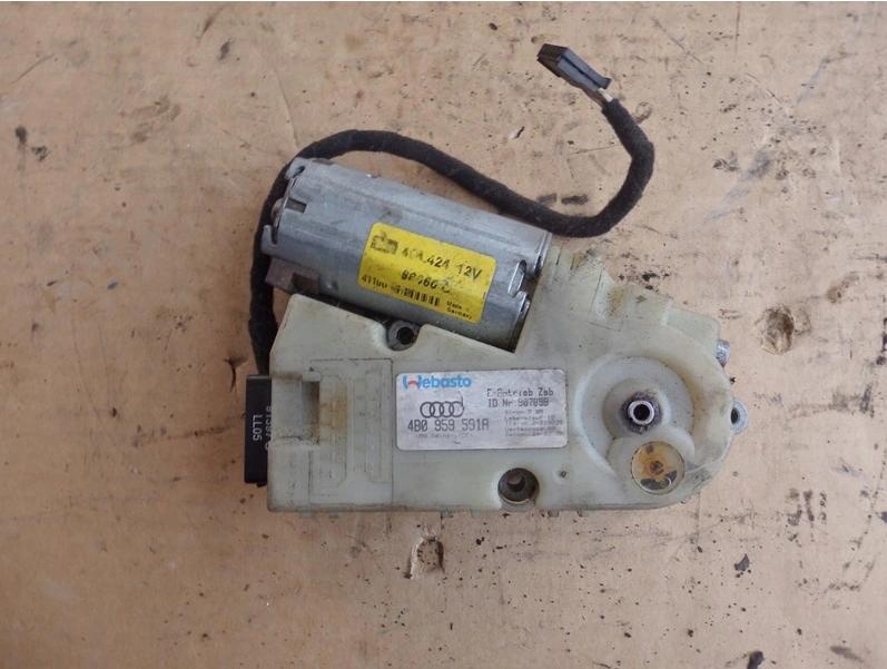 Motorček strešného okna AUDI A4 B5 LIFT 4B0959591A
