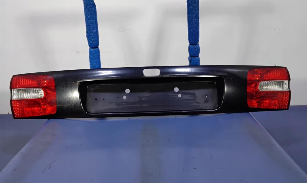 VOLVO V40 I LIFT Zadné čelo Lišta dverí zad 30632612