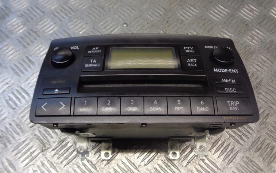 RADIO fabricky CD TOYOTA COROLLA E12 86120-02260