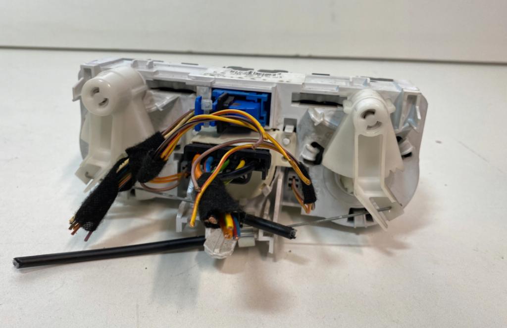 Opel CORSA D LIFT panel přepínač: 466119570