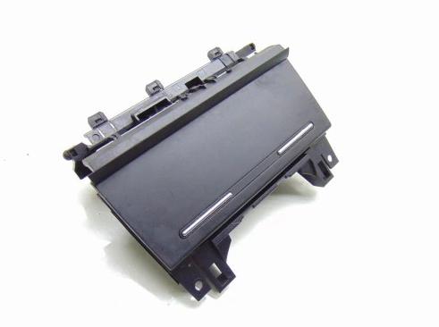 popelník AUDI A4 B7 EXEO -