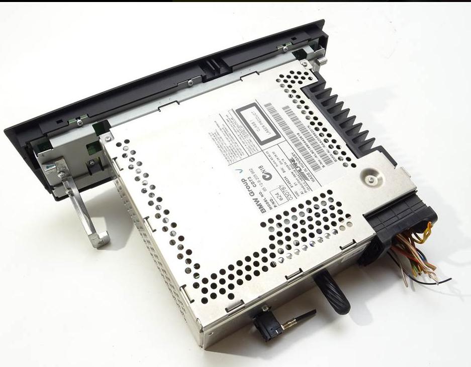 BMW 3 E90 RADIO E91 LIFT Combi 5D 2.0D 177 HP 08-11 9205962
