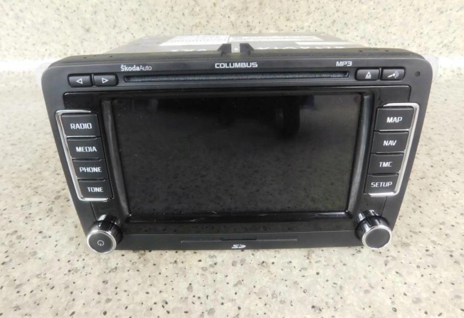 RADIO Navigácia PÔVOD: SKODA OCTAVIA II