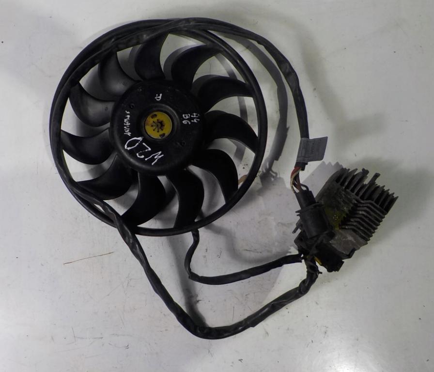 AUDI A4 B6 Ventilátor chladiča Modul 8E0959501F