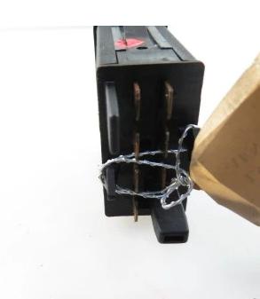 Spínač výstražných (núdzových) AUDI A4 B5 Avant 8D0941509C  7 pin
