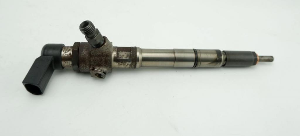 vstrekovač AUDI SEAT CAYB:  1.6 TDI 03L130277B