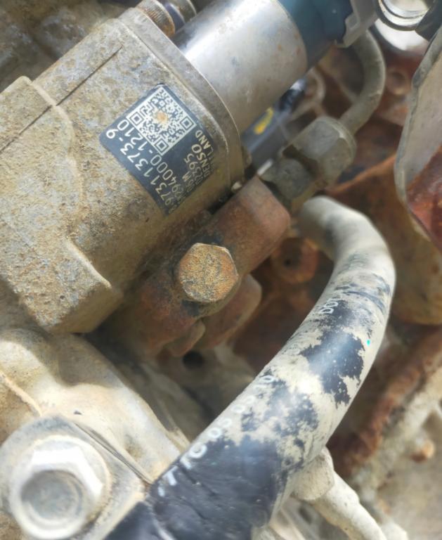 motor:  2.5d isuzu - max:  kompletny