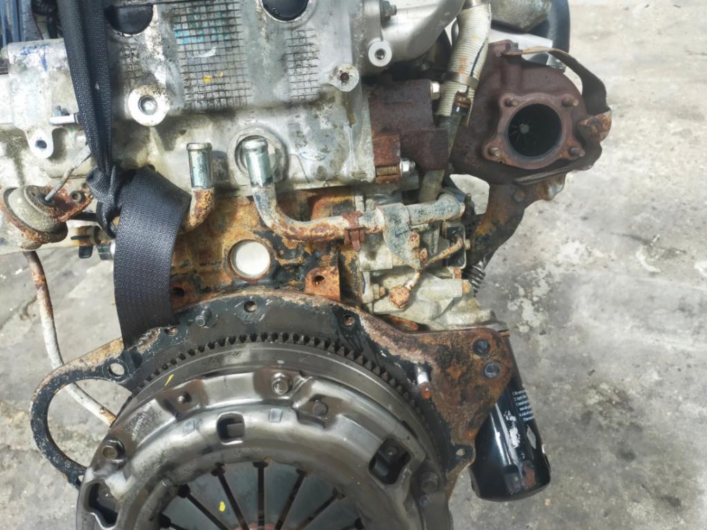motor:  2.5d isuzu - max:  kompletny