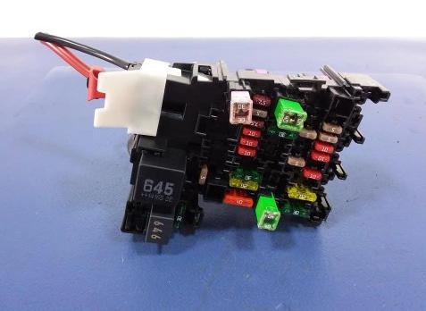 OCTAVIA III Skrinka poistková 5Q0937615C