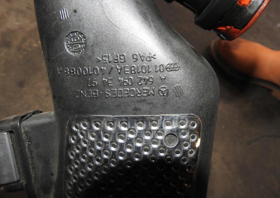 MERCEDES W211 W164 W251 OM642 Váha vzduchu