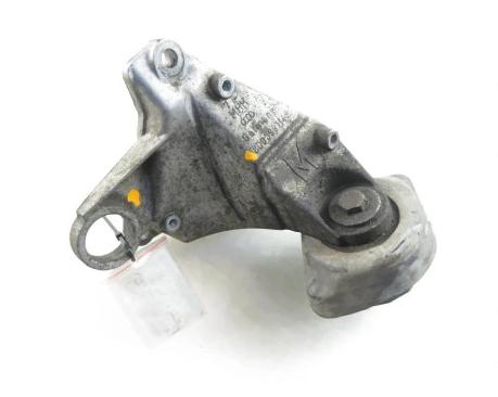 Držiak Motor AUDI A4 B5 1.9 TDI - AFN 8D0399114S