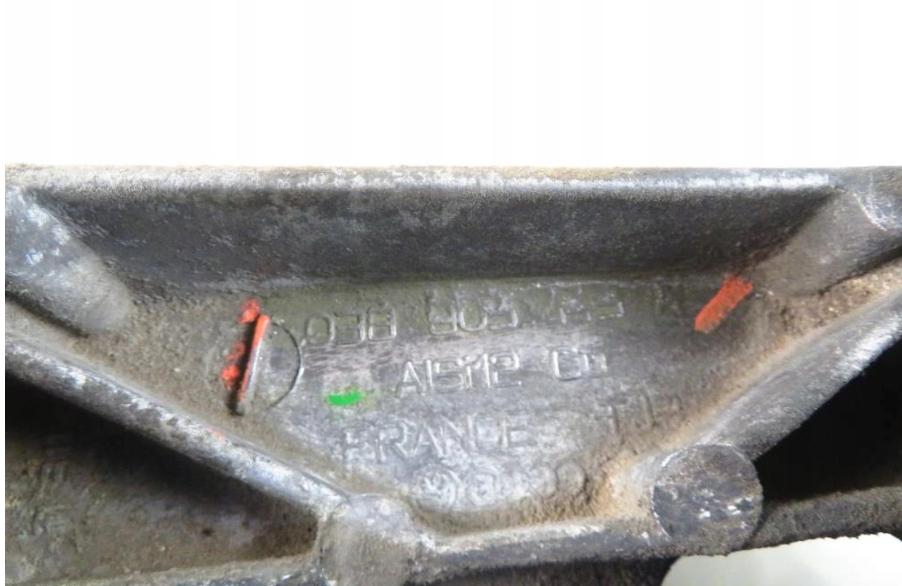 Držiak alternátora VW GOLF IV 1.9 SDI 038903143AF
