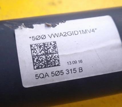 Volkswagen TOURAN III  -  Výstuha zad 5QA505315B