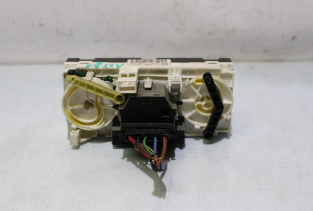 Panel kúrenia OPEL ASTRA II