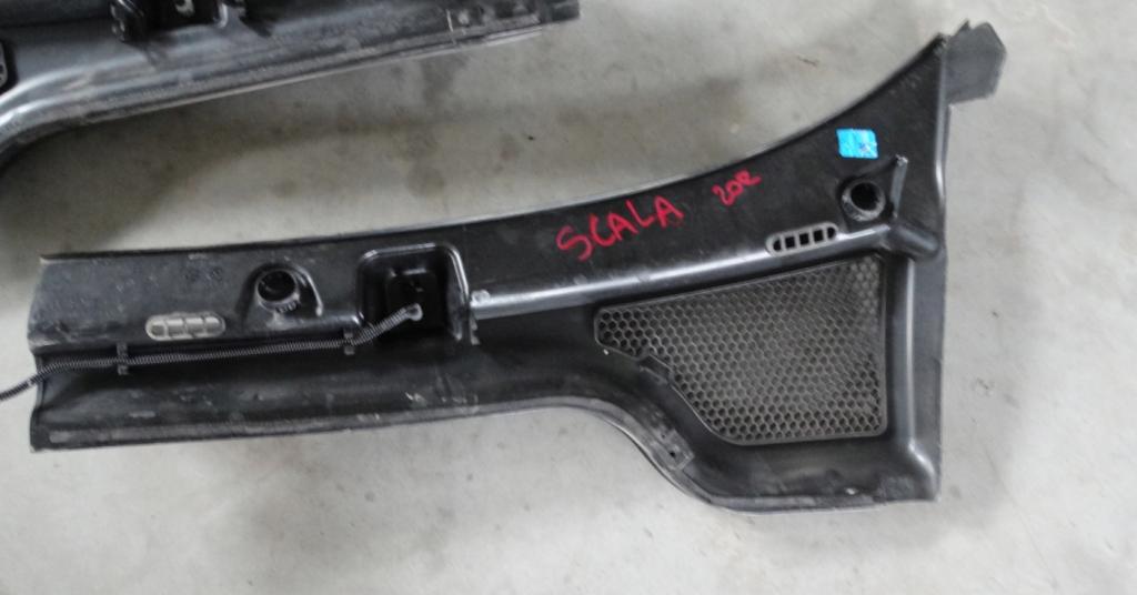 Torpédo, plast pod čelné okno SKODA  20R -
