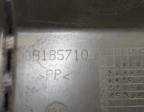 Volkswagen Passat B5 Priehradka, kastlík spolujazdca 1.9TDI 85kW (115KM) 3B1857101