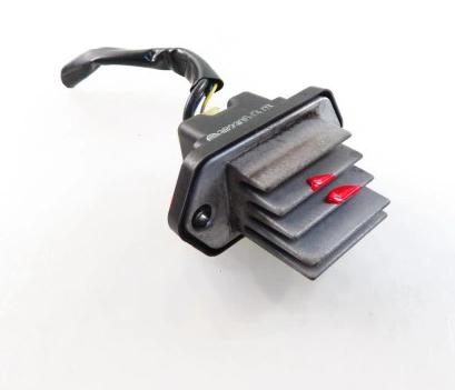 rezistor kúrenia HONDA CIVIC VIII 3G70064752