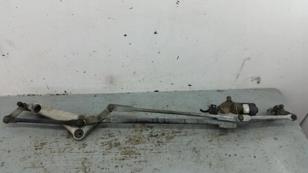 Mercedes-Benz: OE A1698200300 mechanismus: stieračov