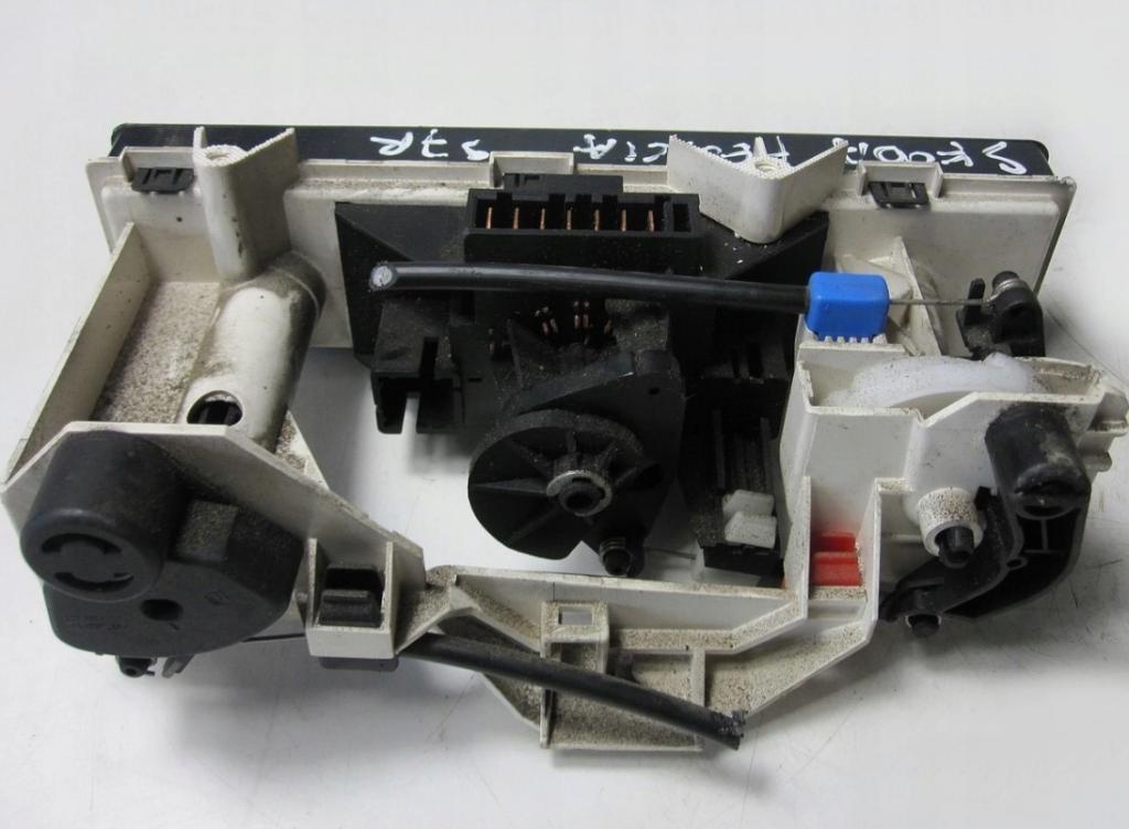 Panel ovládania kúrenia SKODA FELICIA 97R