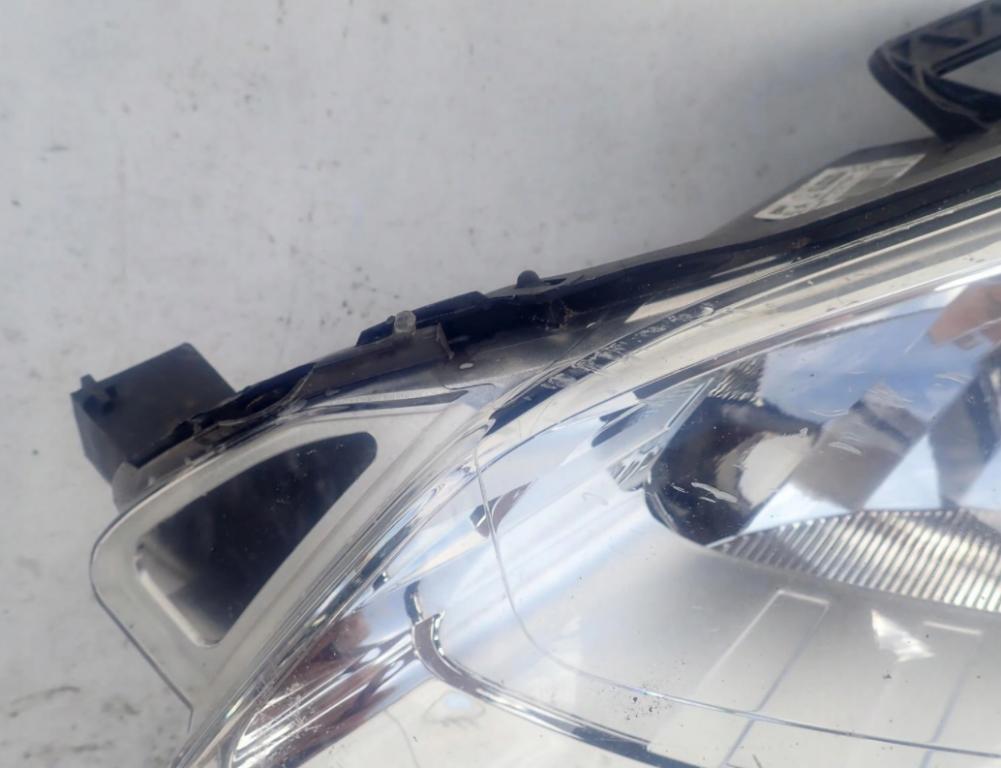 CITROEN BERLINGO II 2 08-12 Svetlo predný ľavá strana